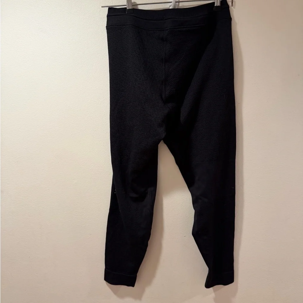 lululemon athletica Textured Black Joggers - Picture 4 of 5